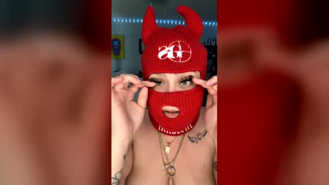 Snapshot of kaytiebandz chatting on March 2026 08:36:01 PM kaytiebandz online show from March 2026 08:36:01 PM