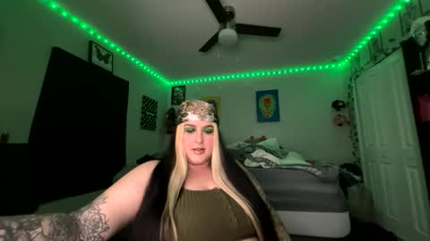 Snapshot of kaytiebandz chatting on March 2026 01:43:02 AM kaytiebandz online show from March 2026 01:43:02 AM