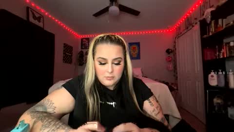 Snapshot of kaytiebandz chatting on March 2026 04:59:02 AM kaytiebandz online show from March 2026 04:59:02 AM