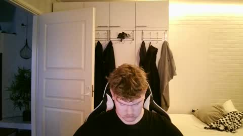 Aatu online show from November 2025 07:53:01 AM