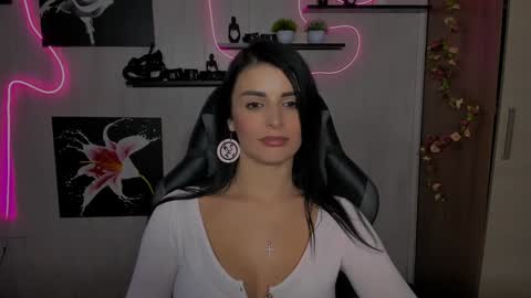 Snapshot of kayworl chatting on December 2024 04:50:01 PM kayworl online show from December 2024 04:50:01 PM