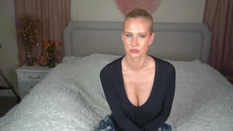 EliandKylie online show from January 2026 03:55:01 AM