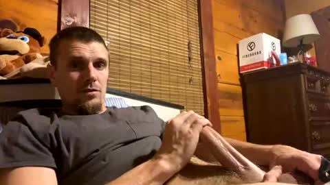 Snapshot of kcdowdy90 chatting on December 2024 02:14:01 AM rowdy6969 online show from December 2024 02:14:01 AM