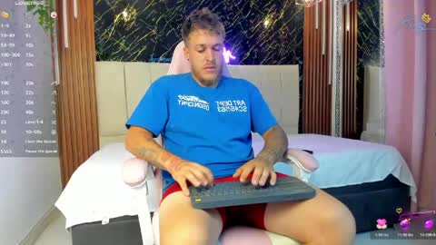 Snapshot of keane_lee_ chatting on May 2026 12:32:02 PM Keane online show from May 2026 12:32:02 PM