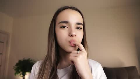 Nika online show from May 2026 07:04:02 AM