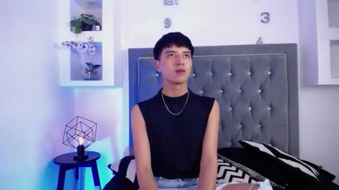 Snapshot of keen_nico chatting on February 2026 12:48:02 PM nico online show from February 2026 12:48:02 PM