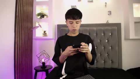 Snapshot of keen_nico chatting on February 2026 12:19:01 PM nico online show from February 2026 12:19:01 PM