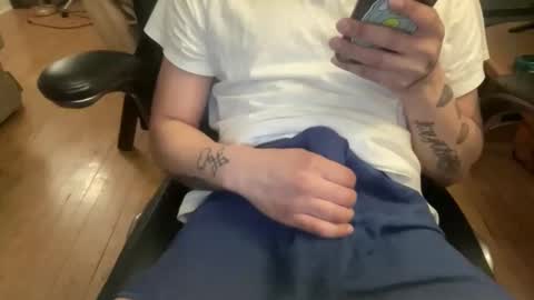 Keesey23 online show from March 2026 01:51:01 AM