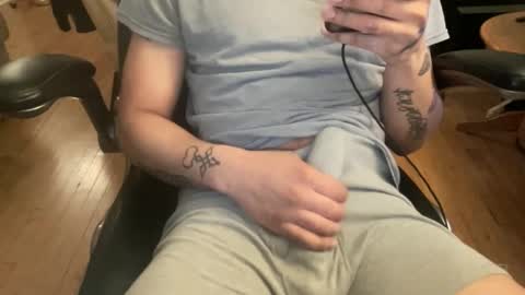 Keesey23 online show from April 2026 12:27:02 AM