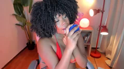 Snapshot of kehlannis_ chatting on February 2026 08:13:02 PM Kehlannis online show from February 2026 08:13:02 PM