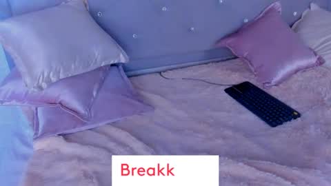 kei oliver online show from March 2025 03:51:02 PM