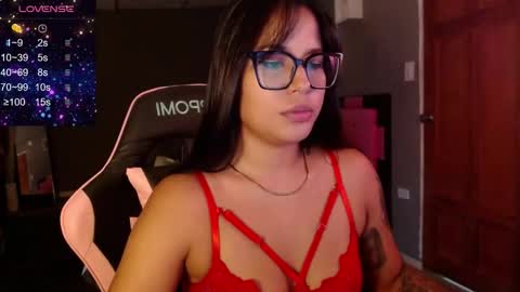 Snapshot of keikim_ chatting on February 2026 06:37:02 PM Kimk online show from February 2026 06:37:02 PM