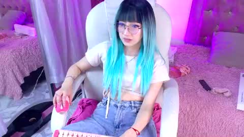 Snapshot of keiko_amane chatting on May 2026 03:22:01 AM online show from May 2026 03:22:01 AM