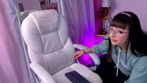    online show from June 2026 03:11:02 AM