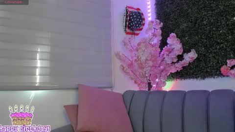 naty online show from May 2026 02:56:02 PM
