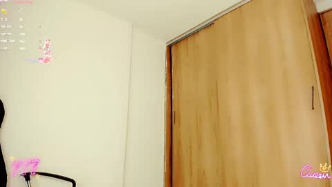 Snapshot of keily_london chatting on May 2026 10:00:01 AM keily_london online show from May 2026 10:00:01 AM