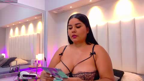 Keily Ross online show from July 2026 07:50:01 PM