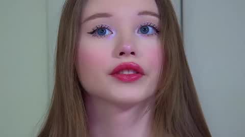 Snapshot of keiraace chatting on April 2026 06:22:01 AM Keira online show from April 2026 06:22:01 AM