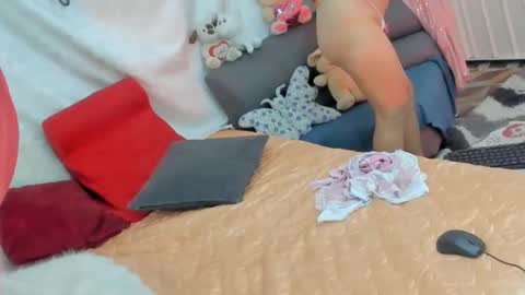 Snapshot of keiraquen chatting on October 2025 01:03:01 AM keira online show from October 2025 01:03:01 AM