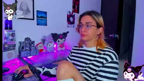 Keita moon online show from December 2025 02:04:01 PM