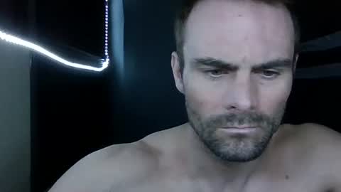 Snapshot of keithross1205 chatting on March 2025 09:20:01 PM clyde online show from March 2025 09:20:01 PM