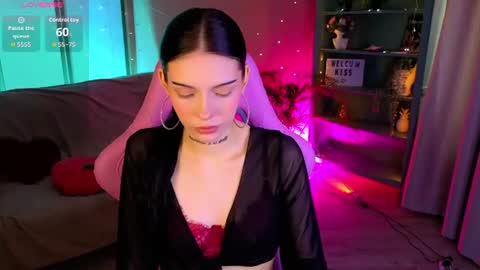 Kelly online show from July 2026 01:06:02 PM