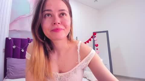 Kelly online show from February 2025 05:33:02 AM