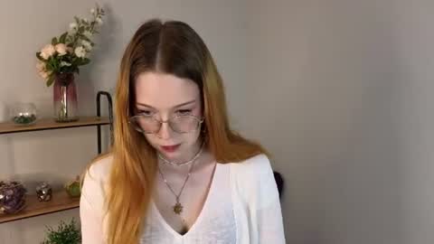 Snapshot of kelly_grant_ chatting on July 2026 07:01:02 PM Alice online show from July 2026 07:01:02 PM