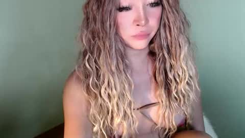 Snapshot of kellyclarksonx chatting on February 2026 06:53:02 PM its me KELLY online show from February 2026 06:53:02 PM