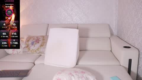 Snapshot of kellyfernandes chatting on January 2026 05:40:01 PM vanessa online show from January 2026 05:40:01 PM