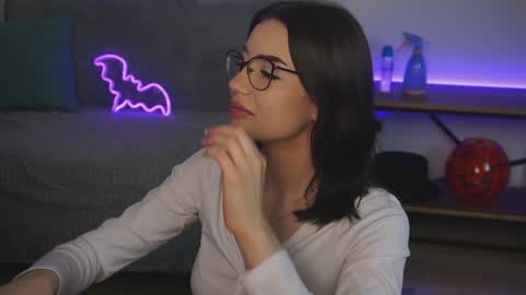 Kelly online show from January 2025 06:07:01 PM