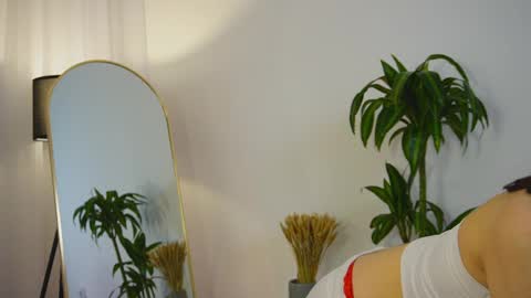 Kelly online show from March 2025 02:29:01 AM