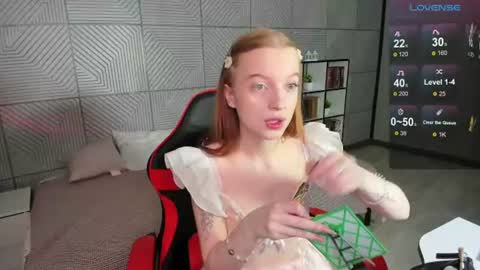 kellymeoww online show from July 2026 01:32:02 AM