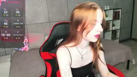kellymeoww online show from July 2026 07:00:02 AM