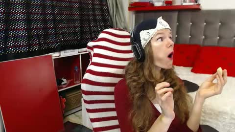 kelly online show from December 2025 11:42:02 PM