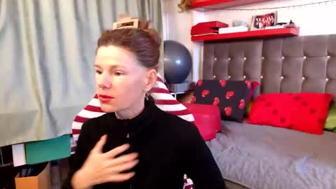 kelly online show from May 2026 01:39:01 PM