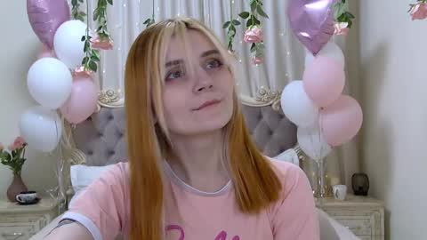 Kelly Stoneys online show from February 2025 03:32:02 PM