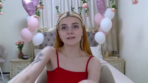 Kelly Stoneys online show from March 2025 02:46:02 AM