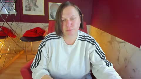 Kelly online show from July 2026 07:39:02 AM