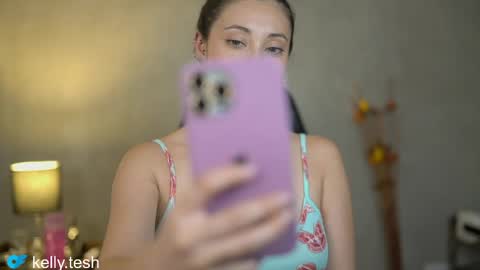 Kelly online show from May 2026 10:37:01 PM