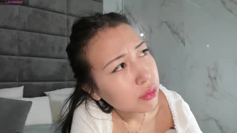 kellyy_bern online show from October 2025 12:52:01 AM