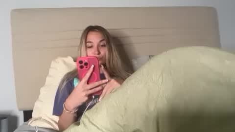 Kelsey Blu online show from May 2026 11:32:02 PM