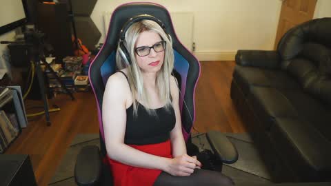 Snapshot of kelseycobalt chatting on December 2024 01:50:02 AM kelseycobalt online show from December 2024 01:50:02 AM