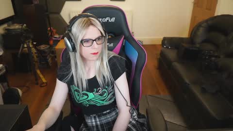 Snapshot of kelseycobalt chatting on January 2025 09:57:01 PM kelseycobalt online show from January 2025 09:57:01 PM