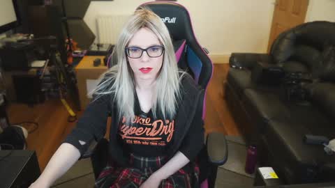 Snapshot of kelseycobalt chatting on January 2025 10:27:01 PM kelseycobalt online show from January 2025 10:27:01 PM