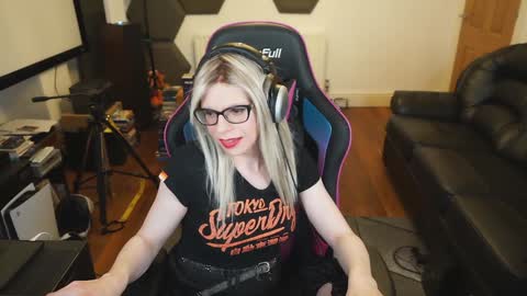 Snapshot of kelseycobalt chatting on January 2025 01:04:01 AM kelseycobalt online show from January 2025 01:04:01 AM