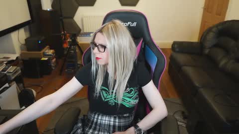 Snapshot of kelseycobalt chatting on January 2025 11:11:01 PM kelseycobalt online show from January 2025 11:11:01 PM