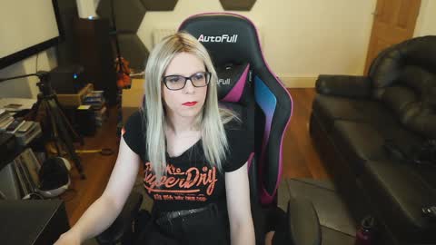 Snapshot of kelseycobalt chatting on January 2025 07:53:02 PM kelseycobalt online show from January 2025 07:53:02 PM