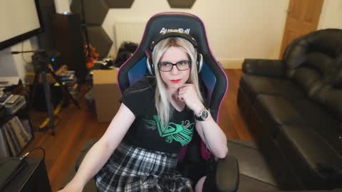 Snapshot of kelseycobalt chatting on February 2025 10:22:02 PM kelseycobalt online show from February 2025 10:22:02 PM