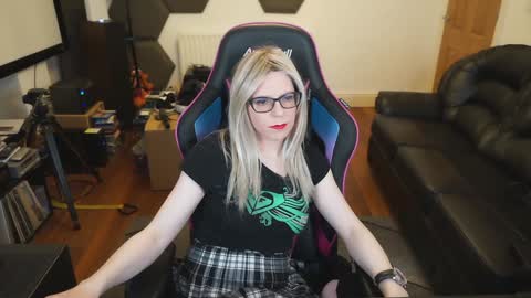 Snapshot of kelseycobalt chatting on February 2025 10:21:01 PM kelseycobalt online show from February 2025 10:21:01 PM